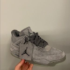 Men’s Air Jordan 4 grey Kaws